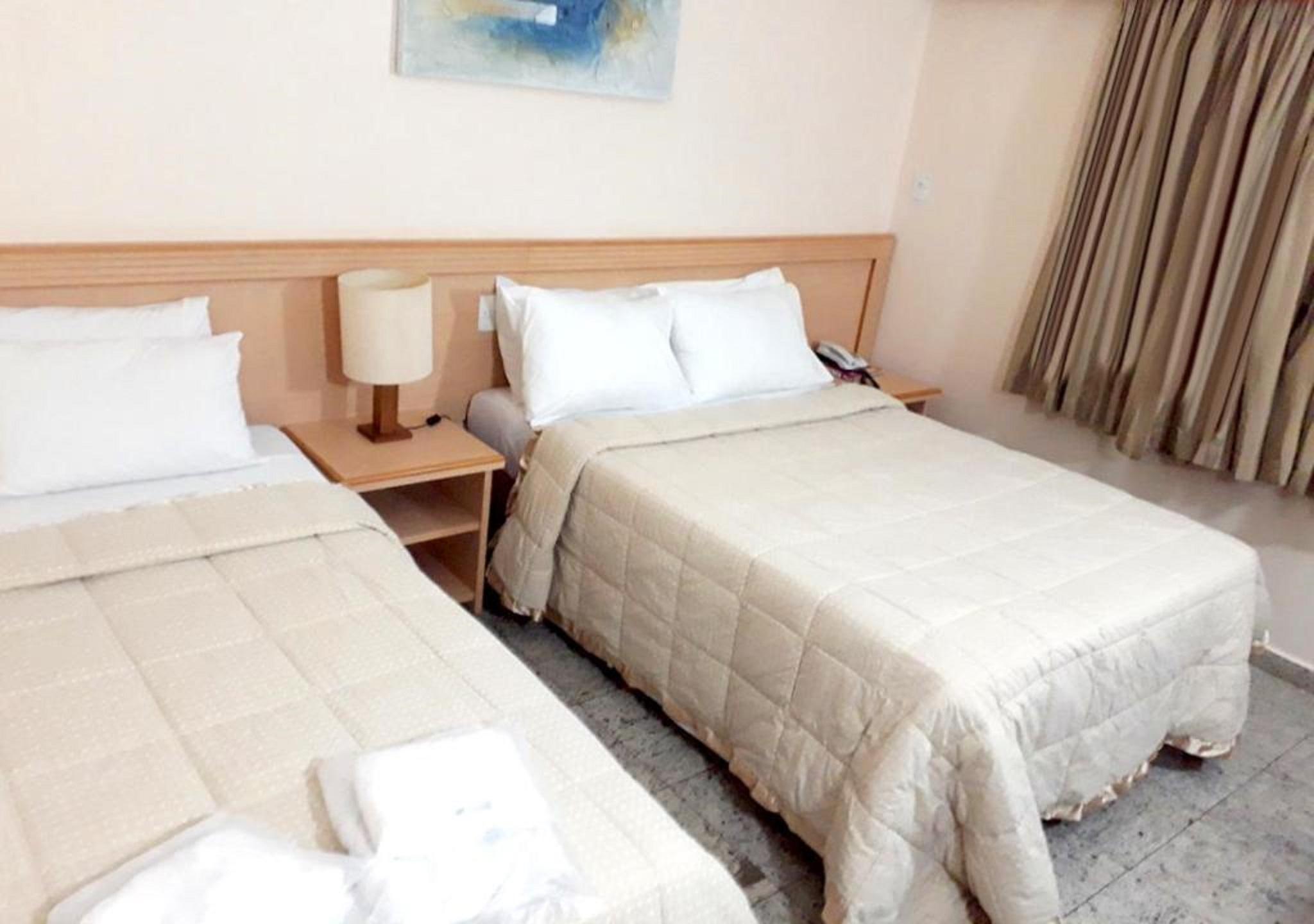 Hotel Golden Park Uberaba By Nacional Inn Exterior photo